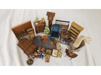Miniature Dollhouse Furniture Lot 4