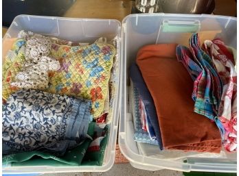Lot Of Assorted Table Clothes, Placemats And Napkins