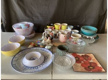 Lot Of Everyday Kitchen Items
