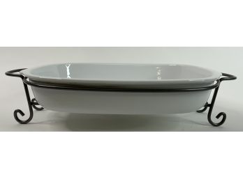 White Tabletops Gallery Casserole Dish And Metal Stand