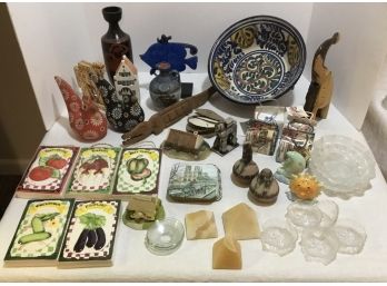 Music Boxes, Carvings, Pottery, Irish Cottage