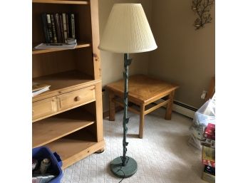 Floor Lamp With Metal Ivy Base