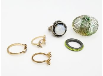 Slinky Ring And More, Collection