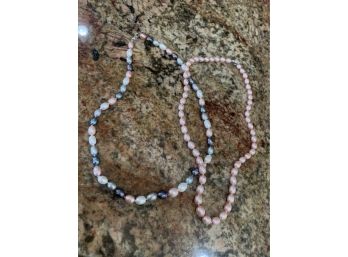 BEAUTIFUL PAIR OF FRESHWATER PEARLS NECKLACES