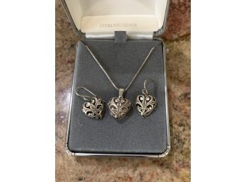 GORGEOUS STERLING REVERSIBLE FILIGREE HEART NECKLACE AND EARRING SET