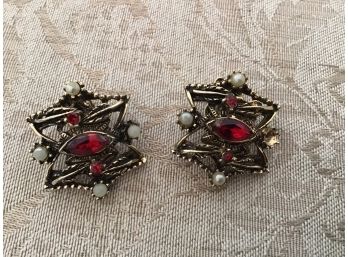 Gold Tone Earrings Detailed With Red Rhinestones - Lot #18