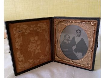 Antique Daguerreotype Portrait Of 2 Young Sisters