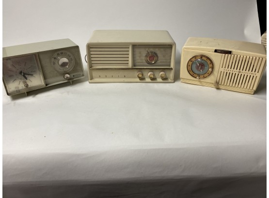 Two GE And Arvin Vintage Clock Radios
