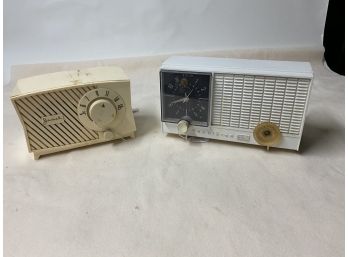 Jewel And RCA Victor Vintage Radios