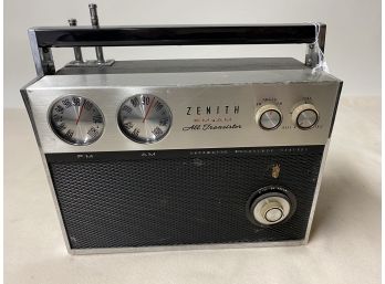 Zenith AM/FM All Transister 2000-1