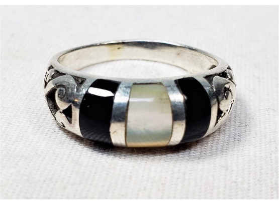 Sterling Silver White Stone And Black Onyx Ring