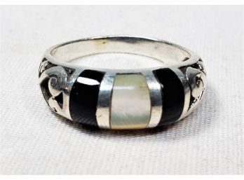 Sterling Silver White Stone And Black Onyx Ring