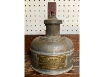 Vintage Gas Can Sample Size