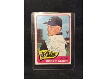 1965 Topps Roger Maris Baseball Card #155