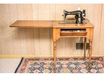 Antique Singer Manufacturer Sewing Machine With Table