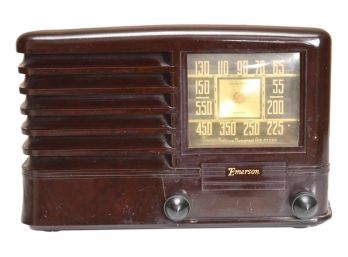 Vintage Emerson Radio And Phonograph Corp. Bakelite Tube Radio
