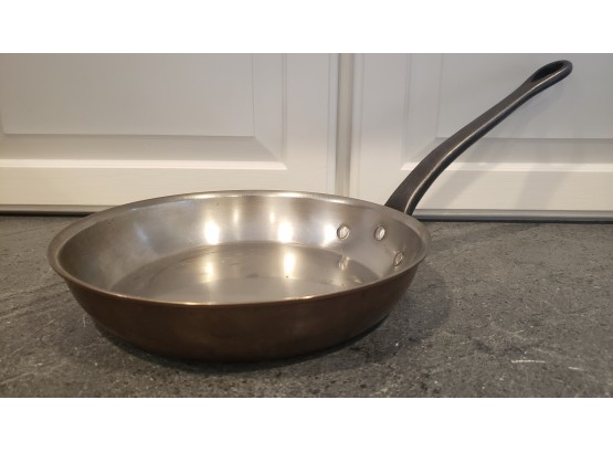 Nice Heavy Copper 10' Frying Pan