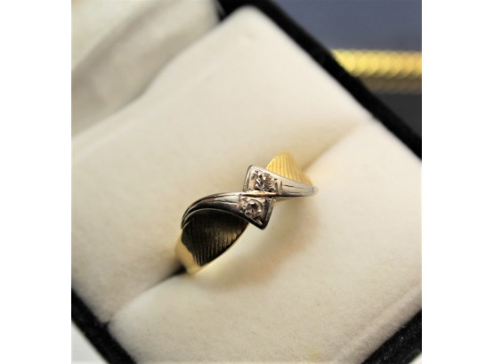 18k Yellow Gold Diamond Ring Size 6.5 Sc