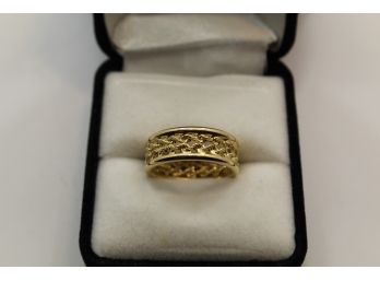 10k Yellow Gold Peru Band Ring Size 7 Sc