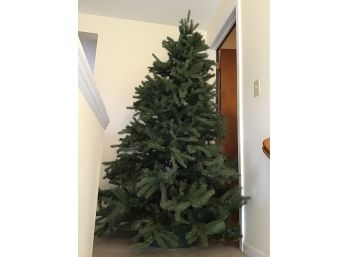 7 Ft Artificial Christmas Tree With Stand