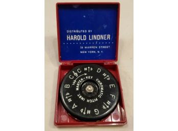 Vintage Harold Lindner's Musical 'Master Key Chromatic Pitch Instrument' A-440. Thirteen Keys (A-G) & Case