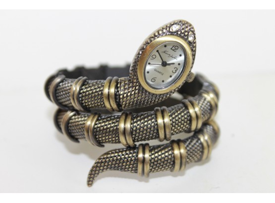 Nice Designer Kenneth Jay Lane Expandable Serpent Snake Bracelet Watch