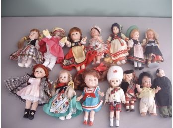 Collection Of 14 Smaller Collectible Dolls, Measure 8' To 6 ', Lot # 2