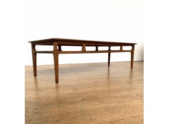 Lane Style Wood Coffee Table With Beautiful Lines