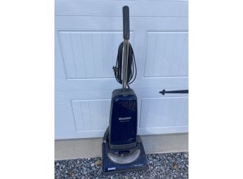 Kompressor Dual Force Vacuum Cleaner Working Condition