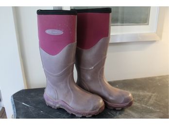 Women's Muck Boots - Size 8