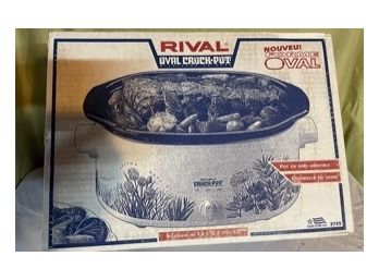 Rival Crock Pot - 5 1/2 Quart - Brand New In Box!