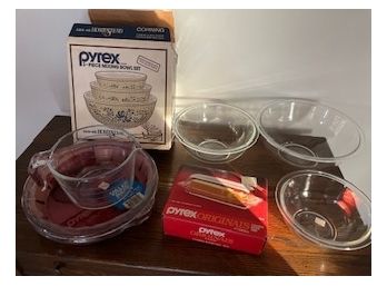Assortment Of Pyrex Baking Dishes, Bowls And Measuring Cup
