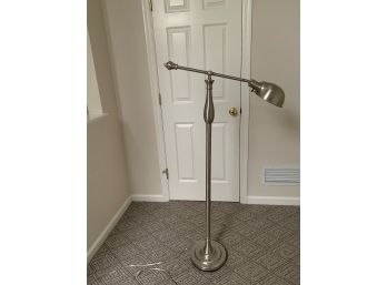 Adjustable Arm Floor Lamp