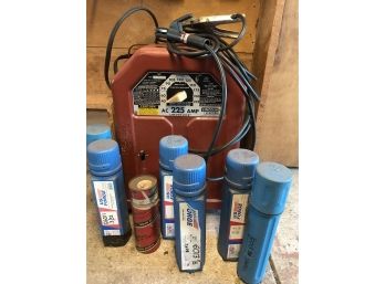 LINCOLN ELECTRIC LINCWELDER With A Supply Of Electrodes