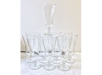Set Of 12 Stemmed Cocktail Bar Glasses - (A) NEW OLD STOCK
