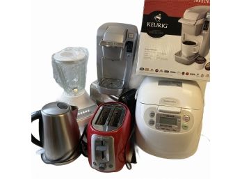 HUGE Kitchen Appliance Lot - New Japanese Rice Cooker + Toasters, Keurig In Box, Eclectric Kettle,Blender +++