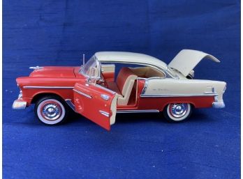 Ertl 1955 Chevy Bel Air WIX Filters 2000 1:25 Scale – Excellent Condition