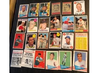 Lot Of 24 Stars & Hall Of Famers 1960–1969