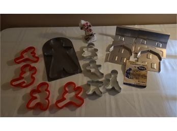 Gingerbread Lot, Includes Molds, Cook Ie Cutters, And A Decoration