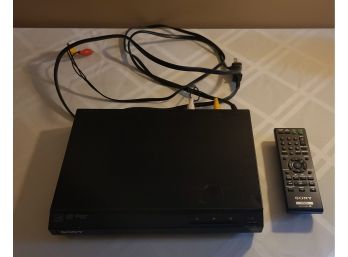 2015 Sony DVD-CD Player With Remote And Wires