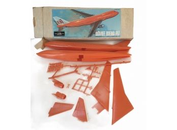 Cool Vintage 1970s Braniff Airlines Plane Model