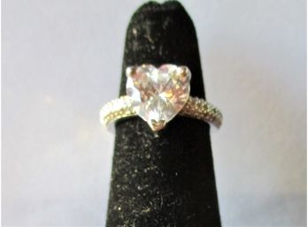 Jewelry - Heart-shaped Ring