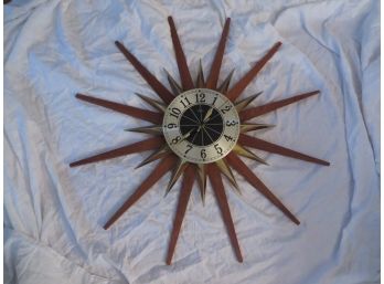 Working Vintage Mid-Century Modern Elgin Starbust / Sunburst Clock Wood / Brass Retro