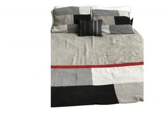 Queen Size Comforter, 2 Pillow Shams..standard, 1 Decorative Pillow