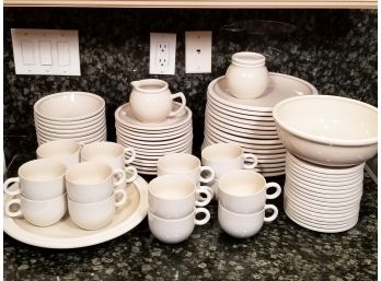 A Modern Stoneware Ceramic Set