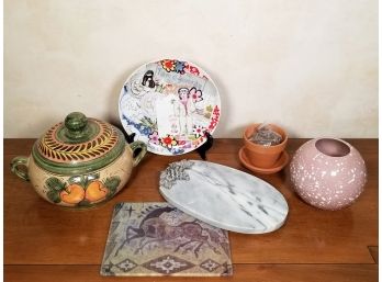 Gloria Vanderbilt Ceramics And More