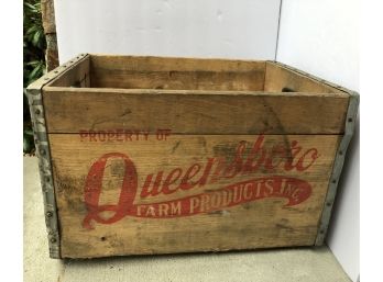 Queensboro Farm Wood & Metal Milk Crate Container