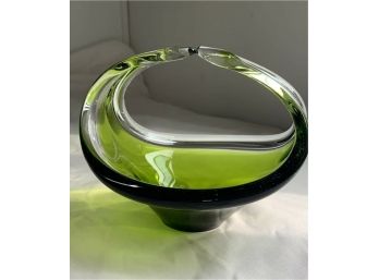 GORGEOUS MCM Mid Century Modern Scandinavian Green & Clear Art Glass 6' Large Basket Unsigned
