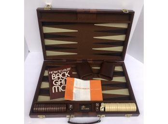 1970's Skor Mor Backgammon Set Brown Faux Leather Striped Case Felt Playing Board White & Brown Chips