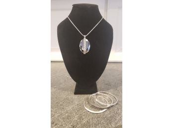Beautiful Convertible Silver Tone Necklace With Bracelets